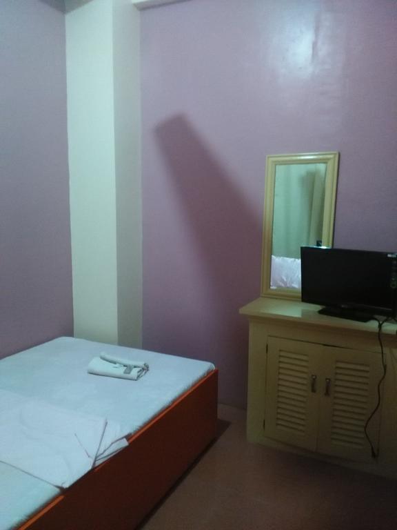 Aranas-Carillo Travellers Inn Kalibo Zewnętrze zdjęcie