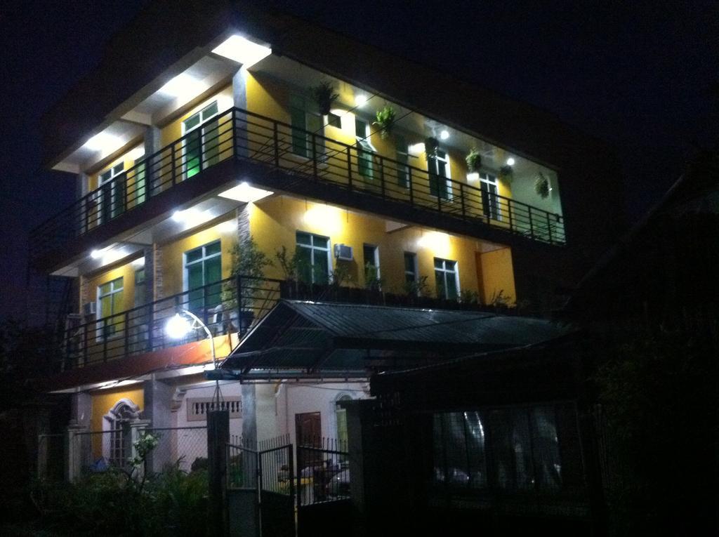 Aranas-Carillo Travellers Inn Kalibo Zewnętrze zdjęcie