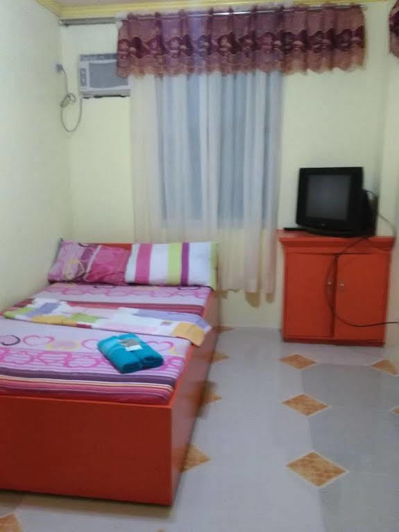 Aranas-Carillo Travellers Inn Kalibo Zewnętrze zdjęcie
